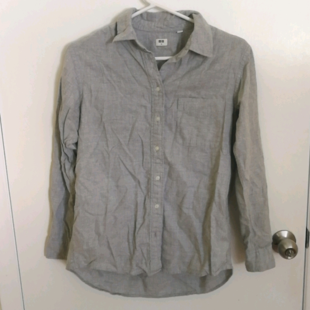 💙3/$25 Soft flannel shirt Uniqlo